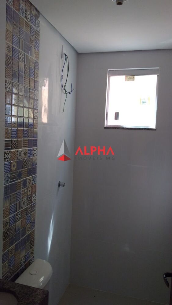 Casa à venda com 2 quartos, 110m² - Foto 3