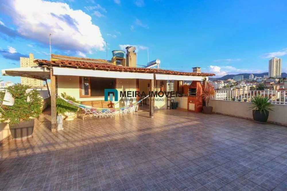 Cobertura, 3 quartos, 187 m² - Foto 1