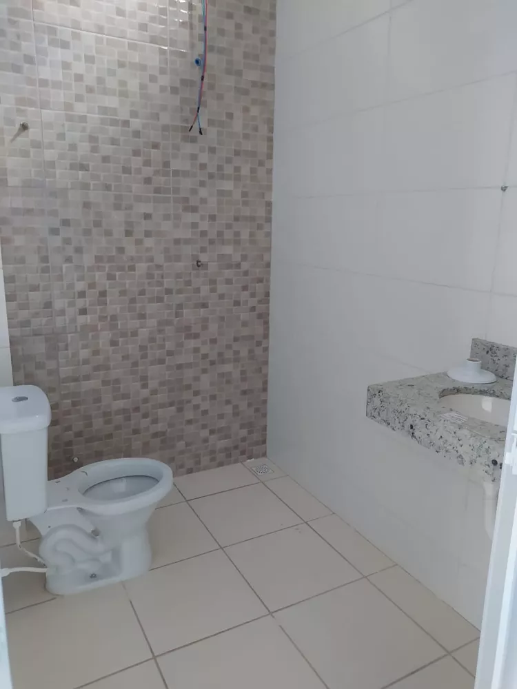 Casa à venda com 2 quartos, 60m² - Foto 17