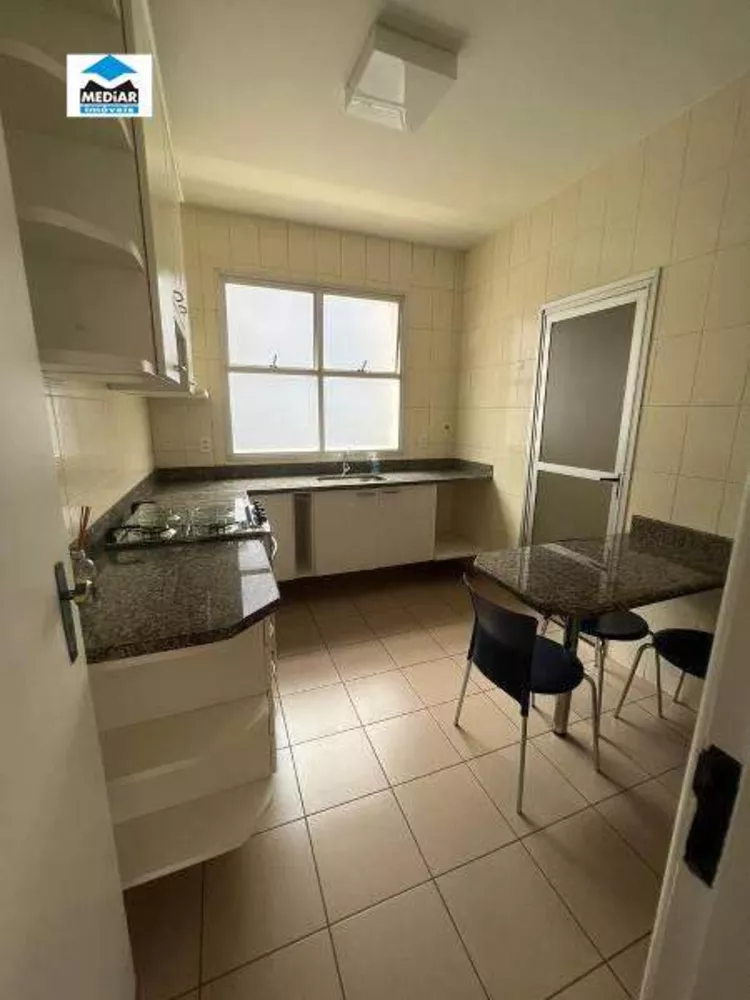 Apartamento à venda com 3 quartos, 105m² - Foto 9