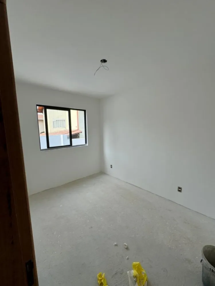 Casa, 3 quartos, 225 m² - Foto 2