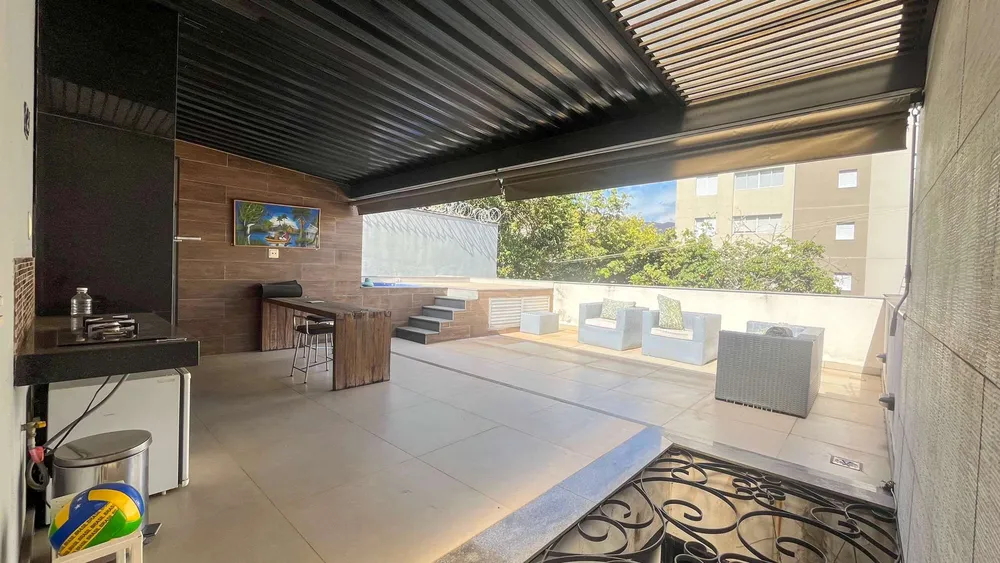 Casa, 3 quartos, 215 m² - Foto 1