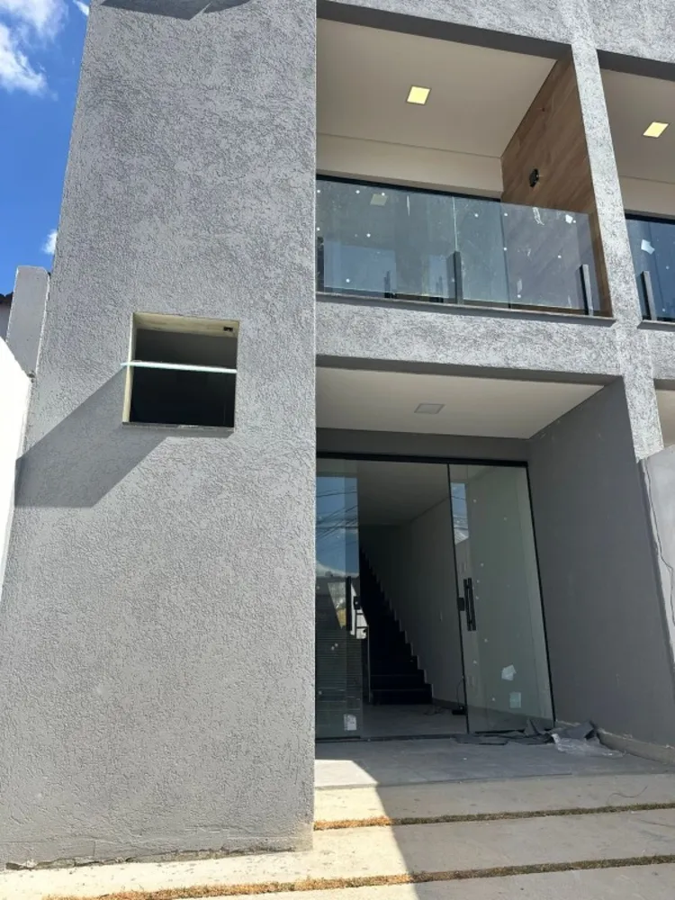 Casa, 3 quartos, 320 m² - Foto 1