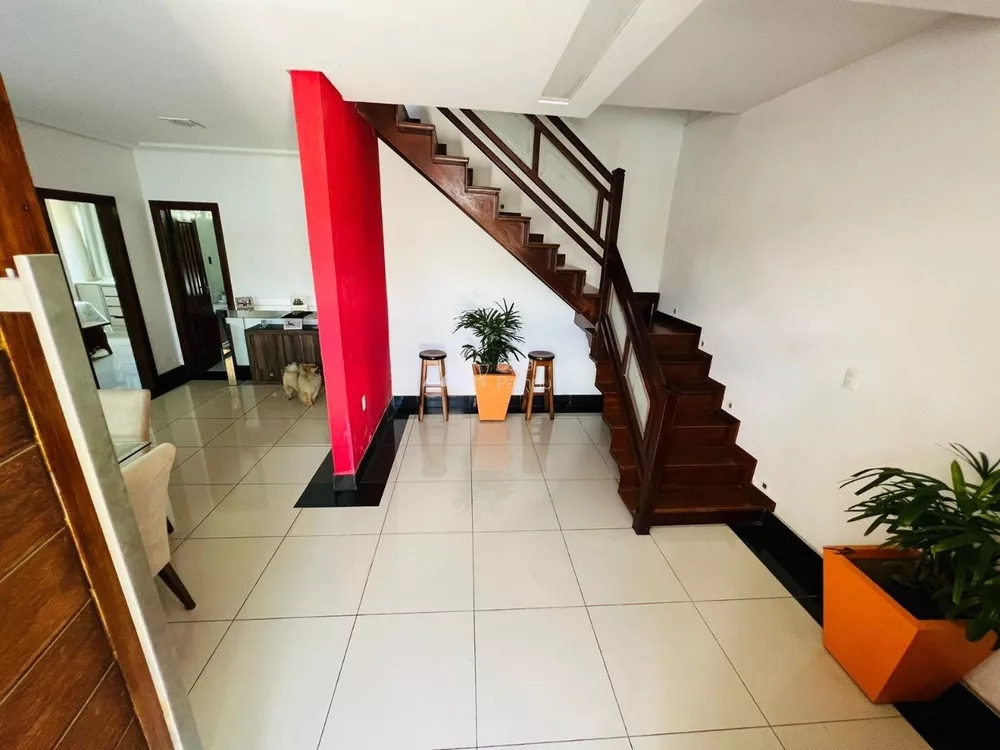 Casa à venda com 5 quartos, 395m² - Foto 4