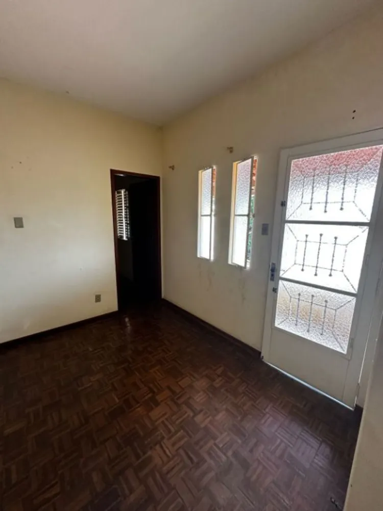 Casa, 5 quartos, 384 m² - Foto 1