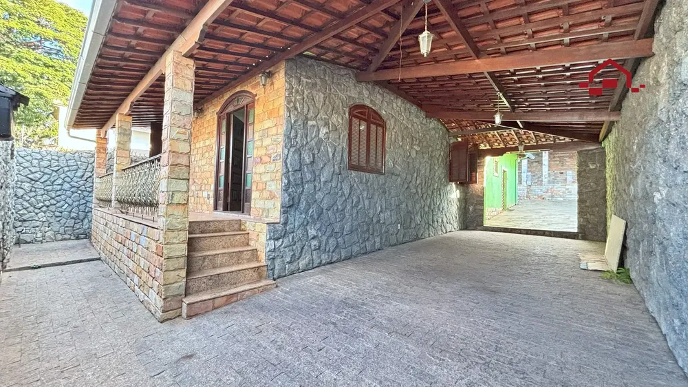 Casa, 3 quartos, 200 m² - Foto 2