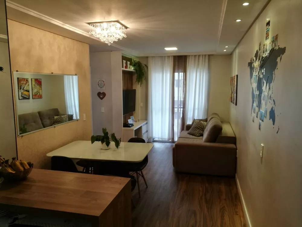 Apartamento à venda com 2 quartos, 55m² - Foto 1