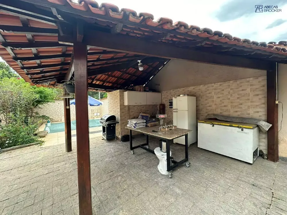 Casa, 4 quartos, 360 m² - Foto 1