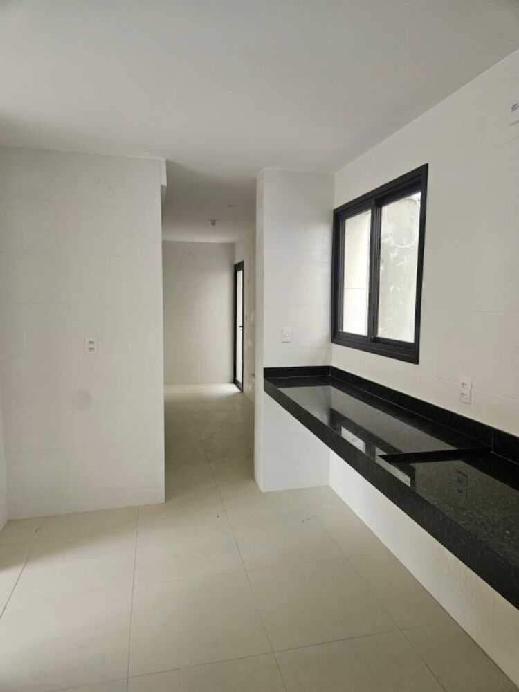 Apartamento à venda com 2 quartos, 85m² - Foto 1