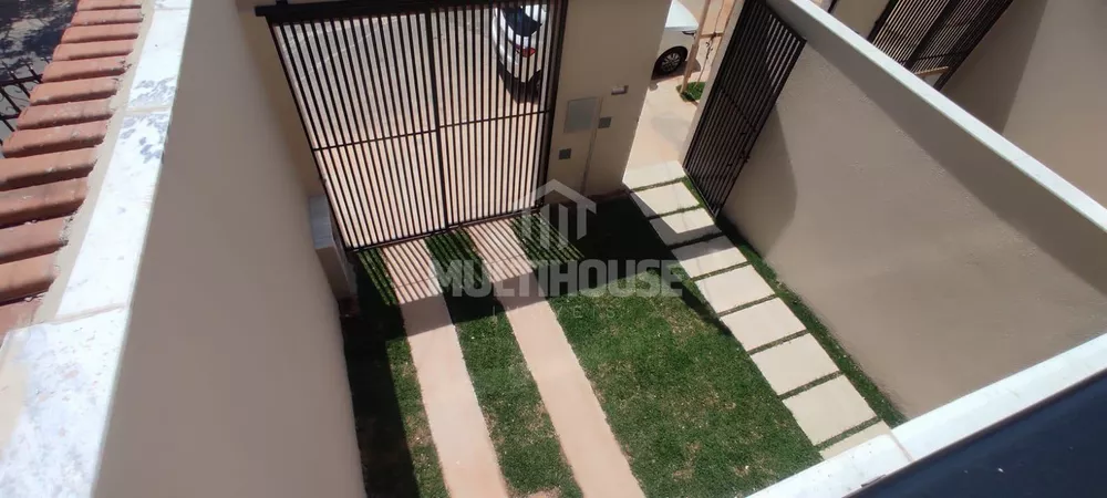 Casa à venda com 3 quartos, 120m² - Foto 3