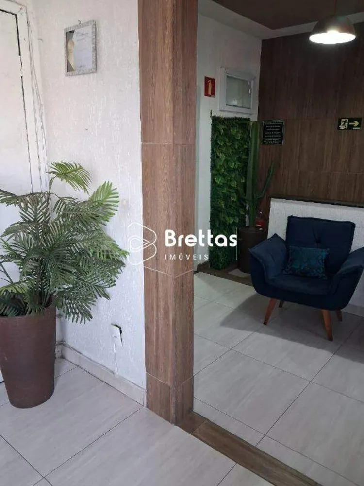 Casa, 6 quartos, 240 m² - Foto 2