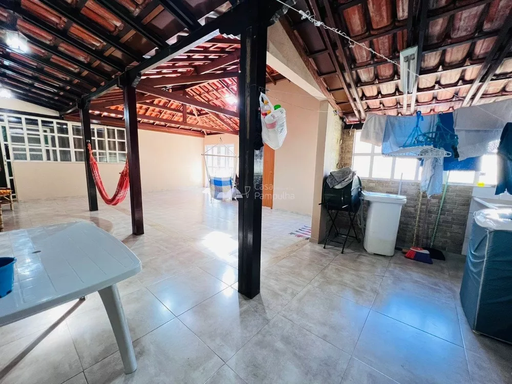 Casa à venda com 3 quartos, 380m² - Foto 7