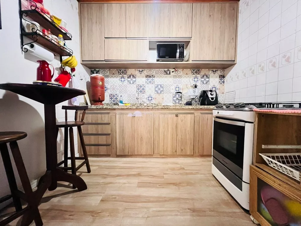 Casa à venda com 3 quartos, 380m² - Foto 11