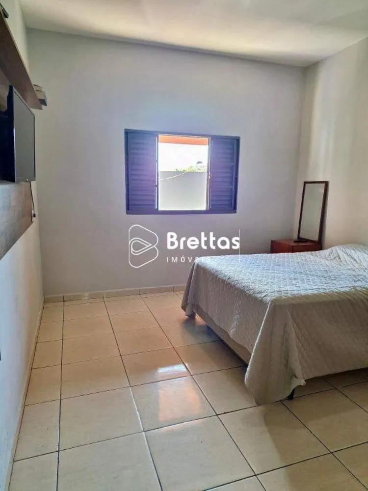 Casa, 3 quartos, 180 m² - Foto 2
