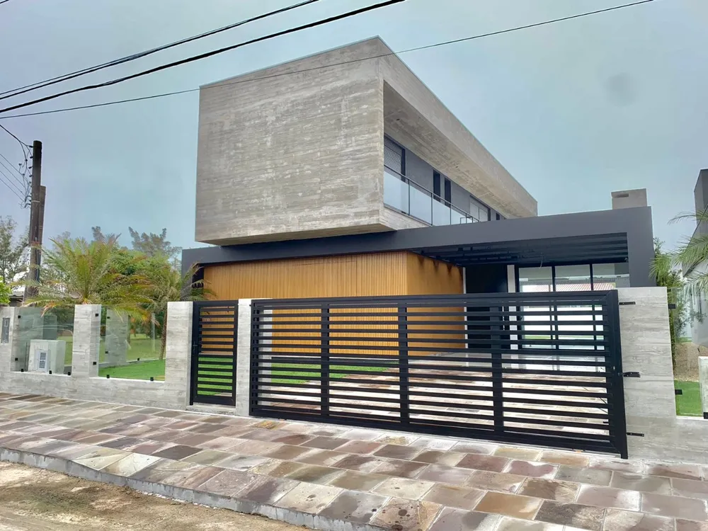 Casa, 4 quartos, 260 m² - Foto 1