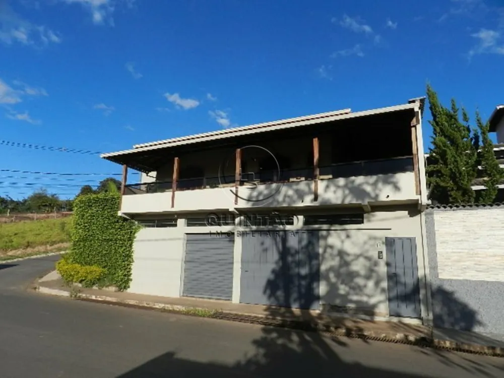 Casa, 3 quartos, 300 m² - Foto 1