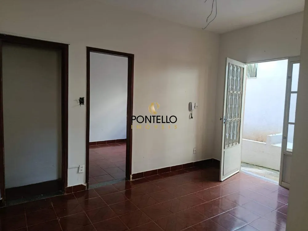 Casa, 3 quartos, 121 m² - Foto 1