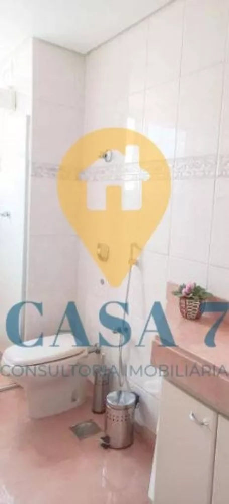 Apartamento à venda com 4 quartos, 250m² - Foto 1