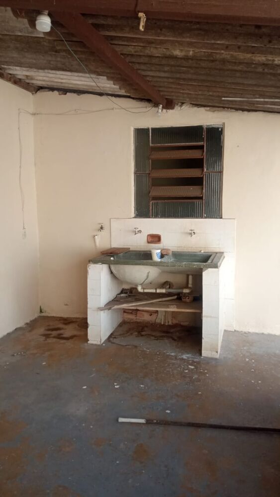 Casa para alugar com 3 quartos, 80m² - Foto 8