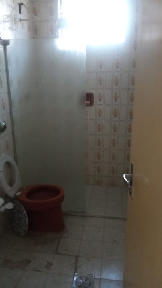Casa para alugar com 3 quartos, 80m² - Foto 1