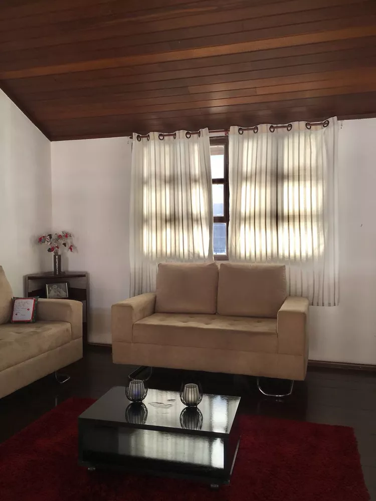 Casa à venda com 6 quartos, 335m² - Foto 12