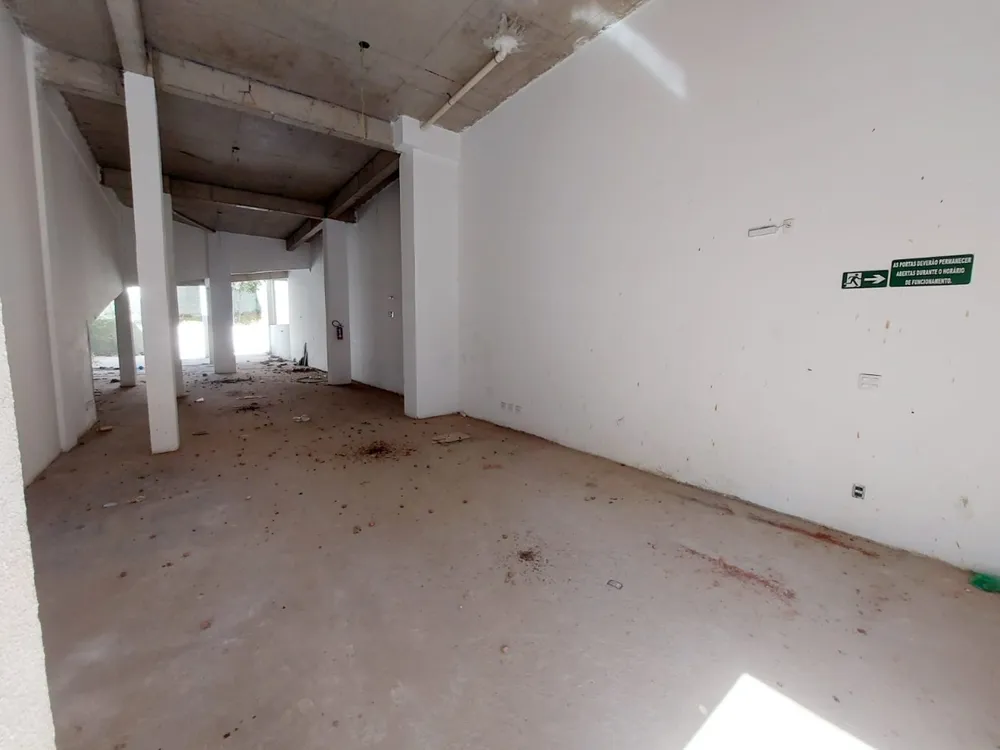 Loja-Salão, 224 m² - Foto 1