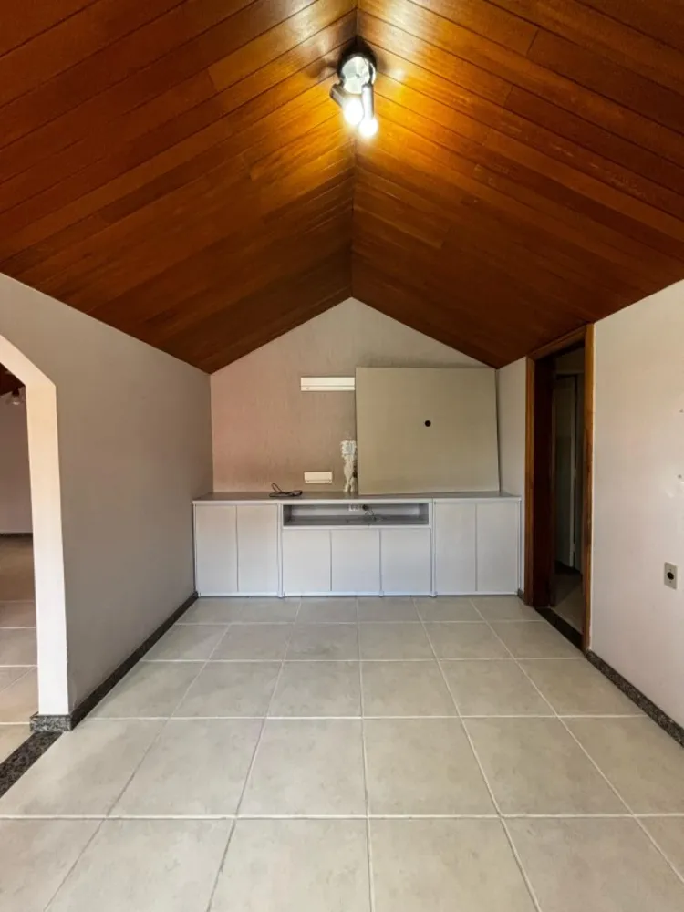 Casa, 3 quartos, 250 m² - Foto 7