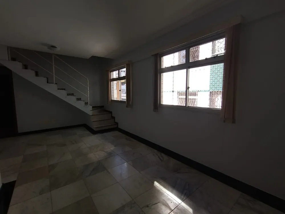 Cobertura, 3 quartos, 161 m² - Foto 2