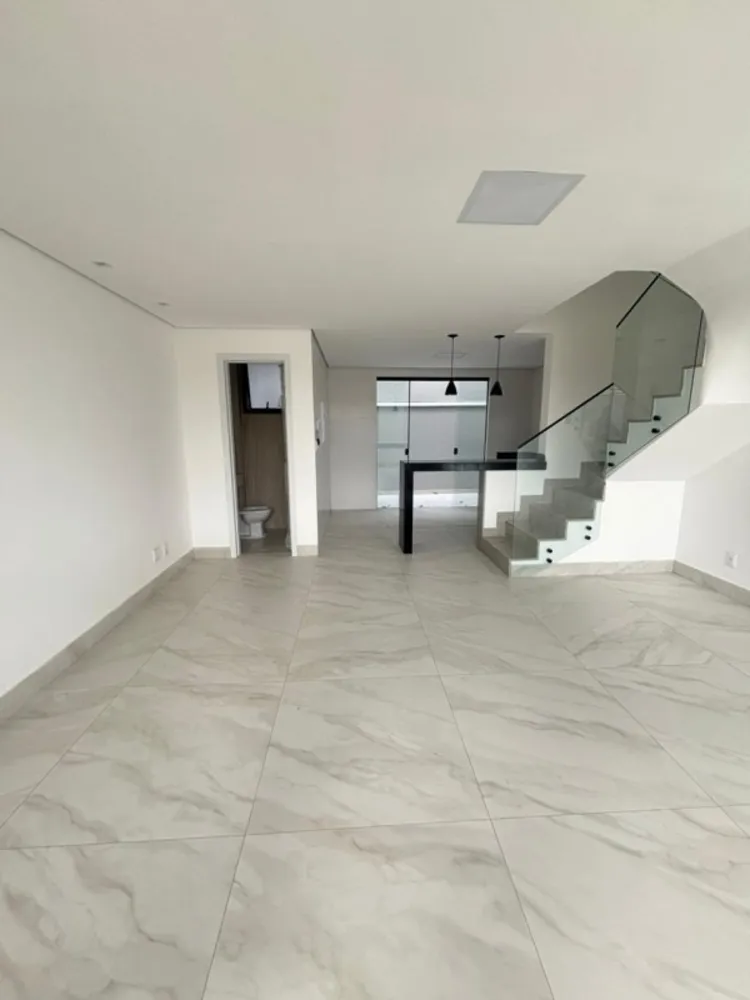 Casa, 3 quartos, 95 m² - Foto 2