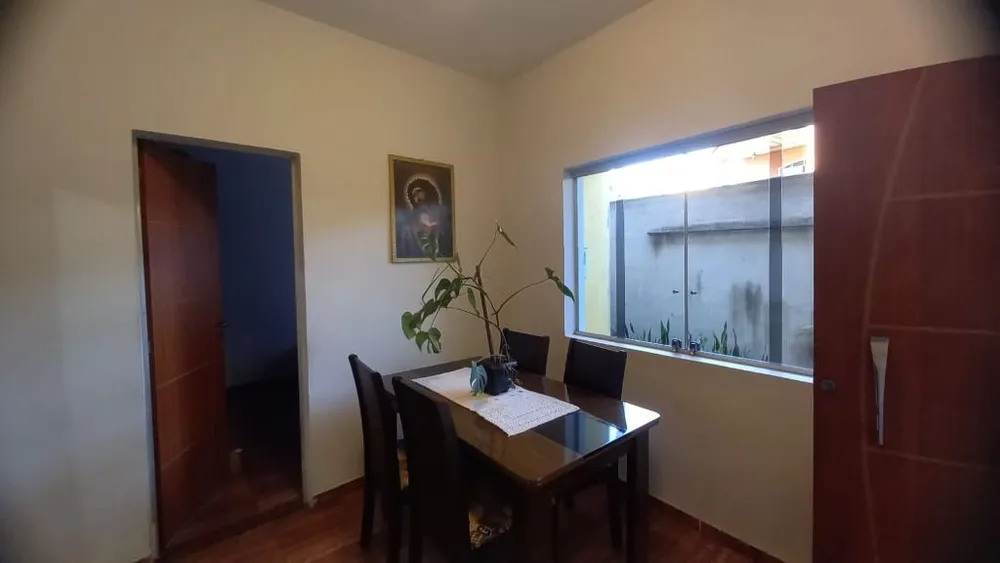 Casa, 4 quartos, 355 m² - Foto 1