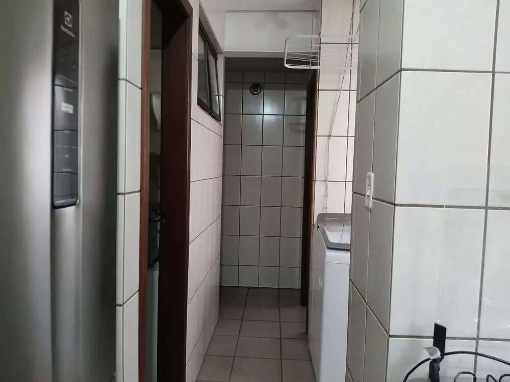 Apartamento à venda com 2 quartos, 75m² - Foto 12