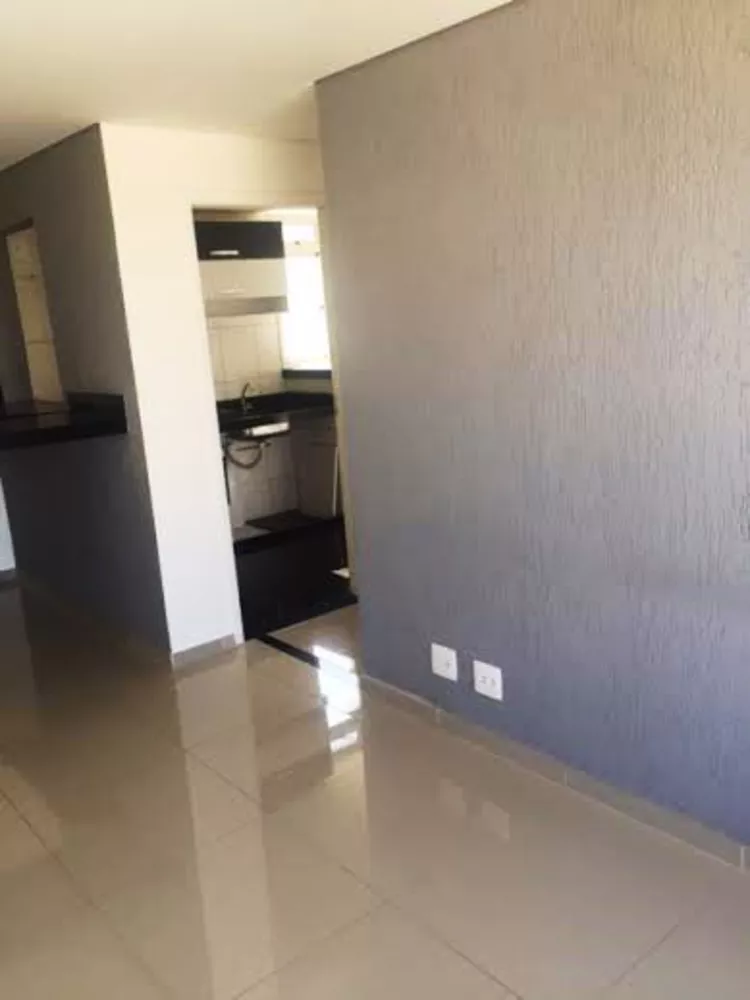 Apartamento à venda com 2 quartos, 62m² - Foto 2