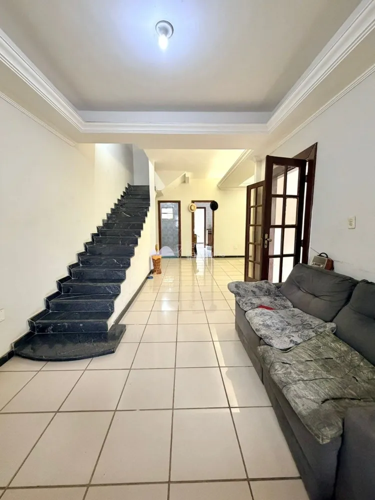 Casa, 3 quartos, 205 m² - Foto 10