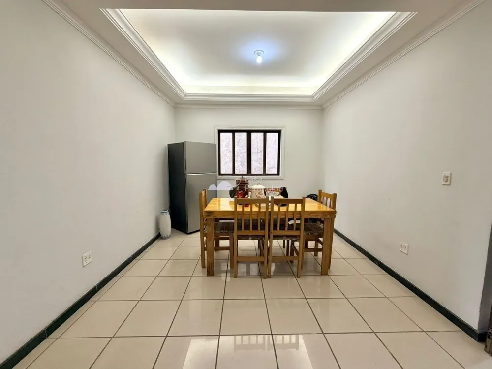 Casa, 3 quartos, 205 m² - Foto 13
