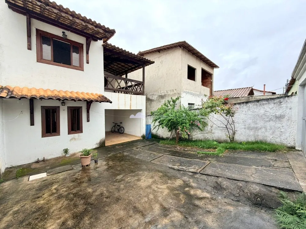 Casa, 3 quartos, 205 m² - Foto 1