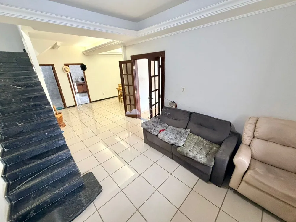 Casa, 3 quartos, 205 m² - Foto 8