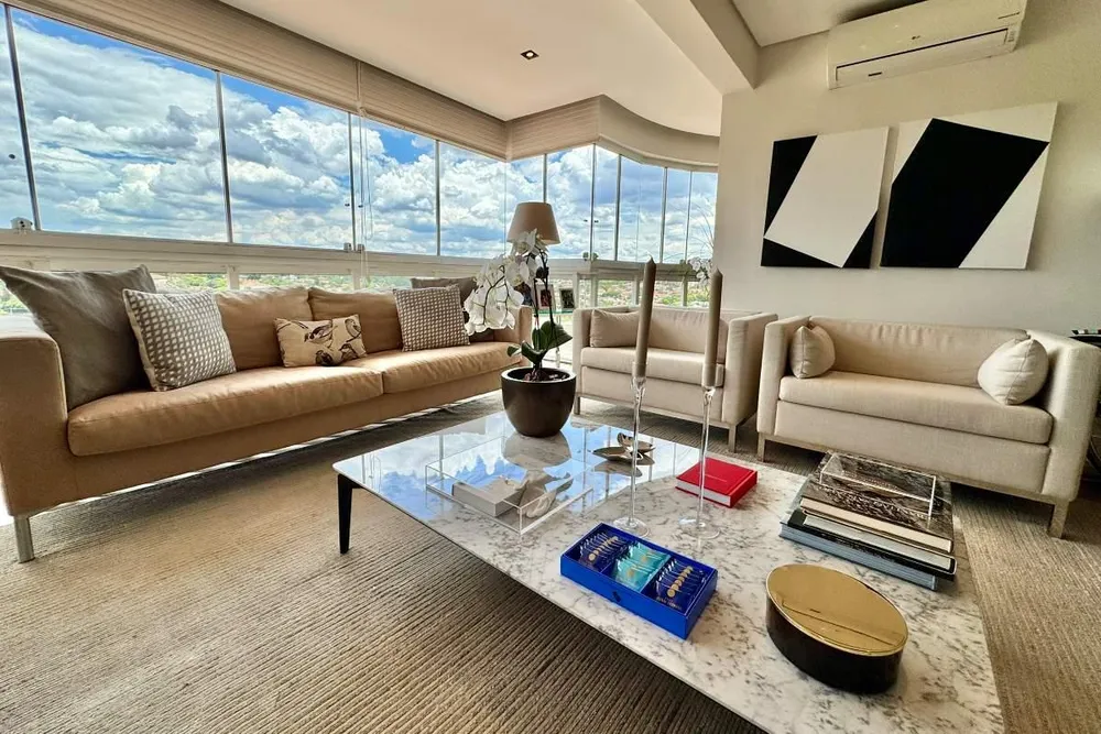 Cobertura, 3 quartos, 236 m² - Foto 1
