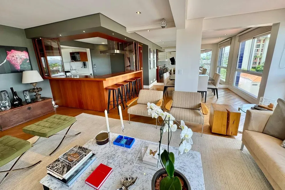 Cobertura, 3 quartos, 236 m² - Foto 2