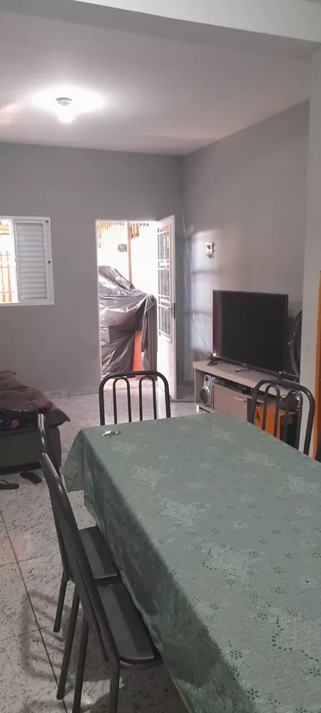 Casa à venda com 3 quartos, 79m² - Foto 3