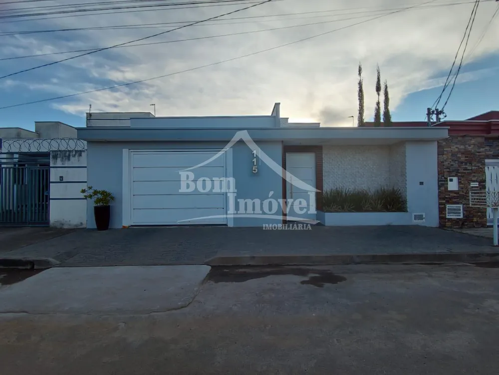 Casa, 2 quartos, 180 m² - Foto 1