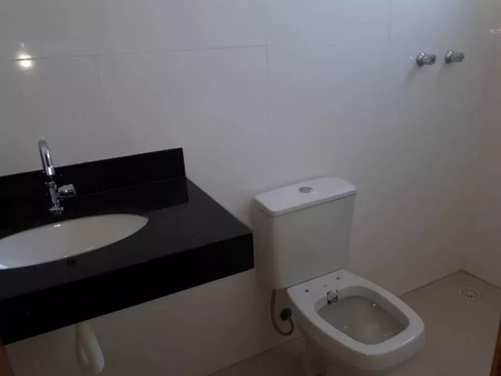 Apartamento à venda com 3 quartos, 75m² - Foto 17