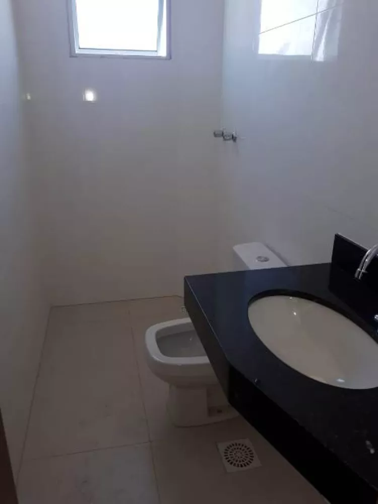 Apartamento à venda com 3 quartos, 75m² - Foto 18