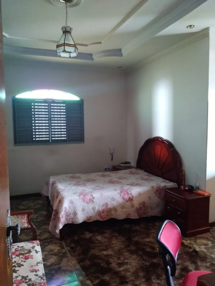 Casa, 6 quartos, 120 m² - Foto 5