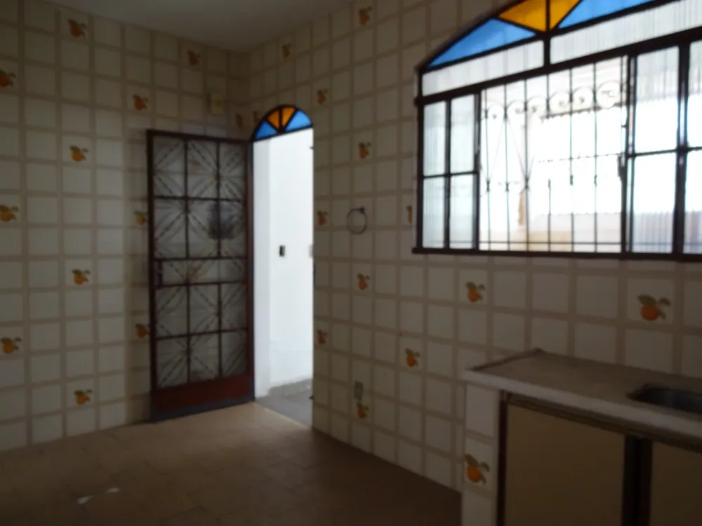 Casa, 4 quartos, 250 m² - Foto 15