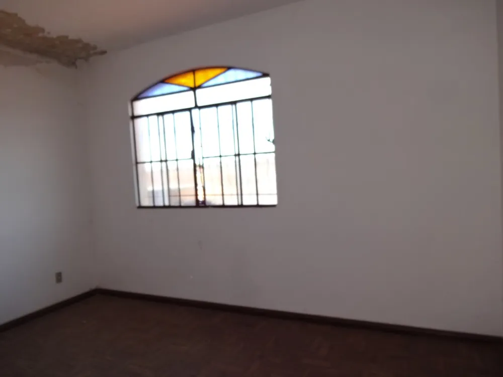 Casa, 4 quartos, 250 m² - Foto 11