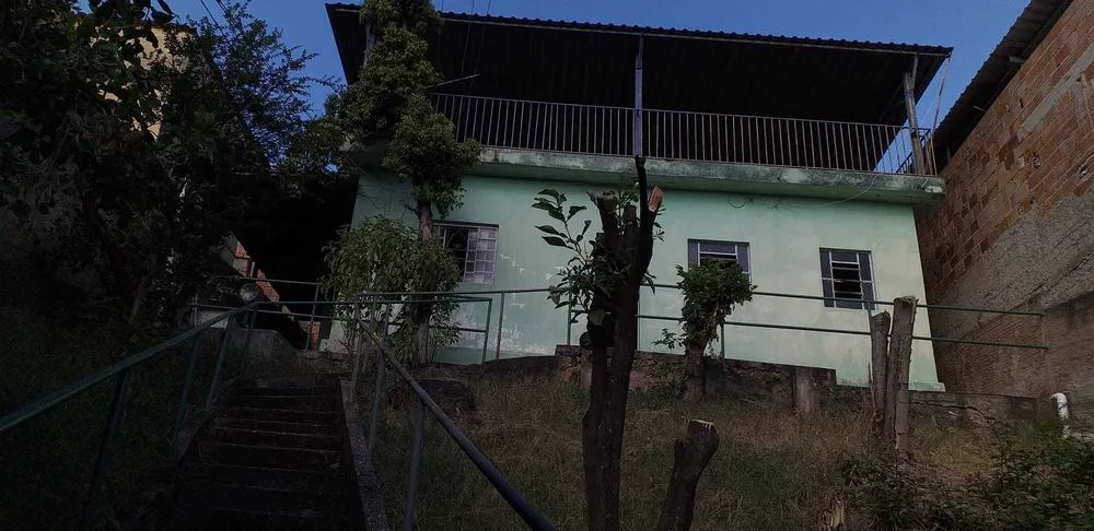 Casa, 4 quartos, 180 m² - Foto 1