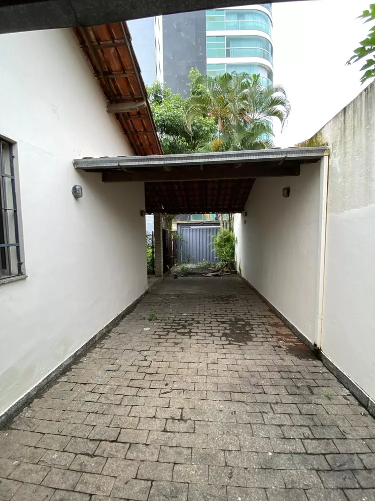 Casa à venda com 4 quartos, 250m² - Foto 15