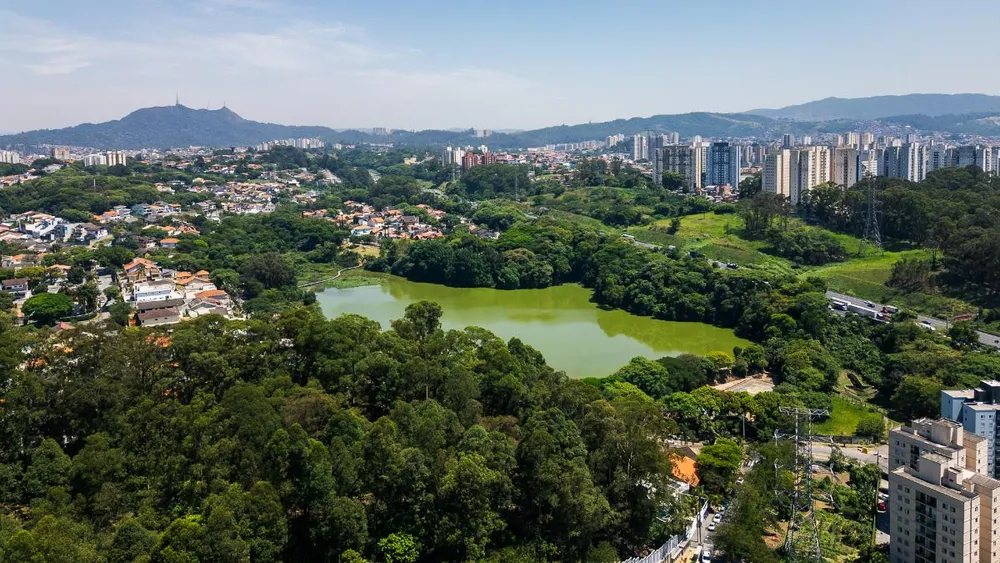 Apartamento, 3 quartos, 24000 m² - Foto 1