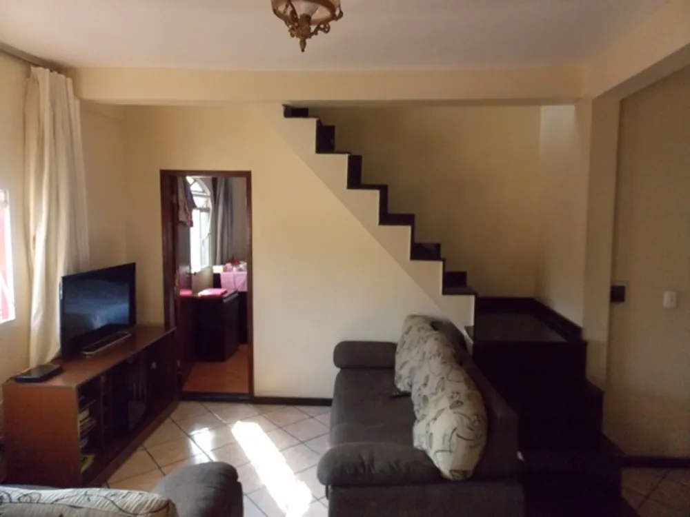 Casa, 3 quartos, 362 m² - Foto 1