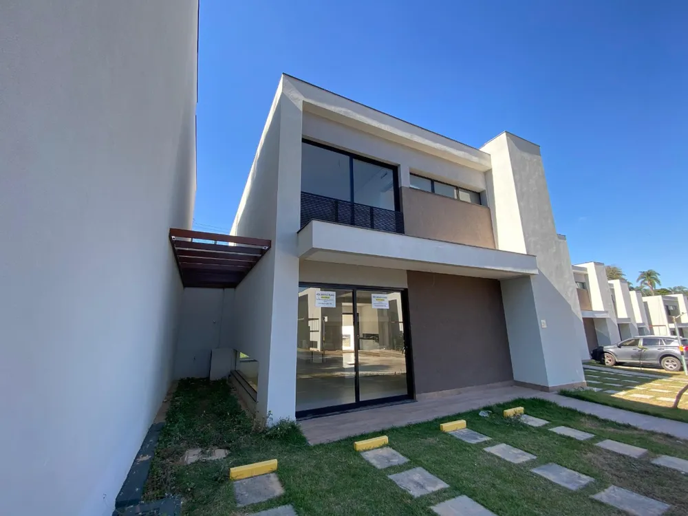 Casa, 3 quartos, 209 m² - Foto 2